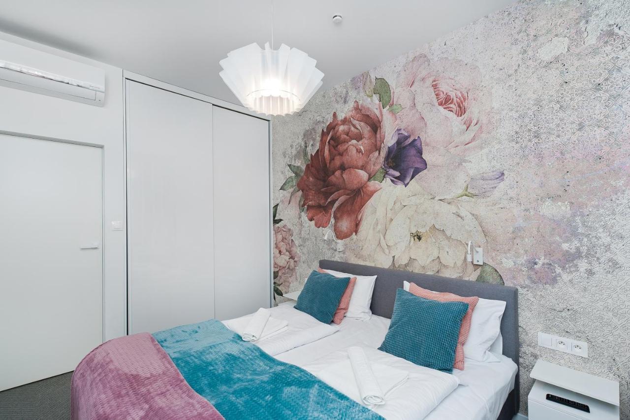 Premium In Novum City Center Near The Train Station By Sun & Snow Krasków Εξωτερικό φωτογραφία